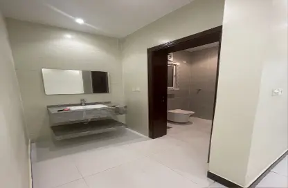 Apartment - 5 Bedrooms - 4 Bathrooms for sale in Al Wahah - Jeddah - Makkah Al Mukarramah
