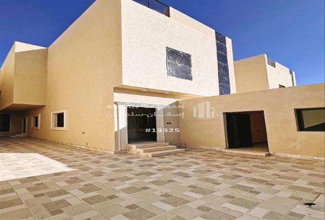 252042 - صورة العقار 2