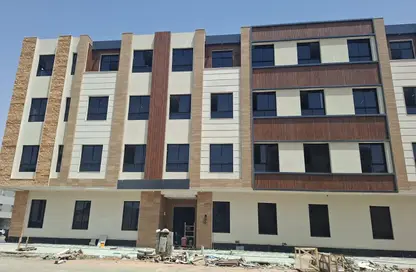 Apartment - 4 Bedrooms - 3 Bathrooms for sale in Al Munisiyah - Riyadh - Ar Riyadh