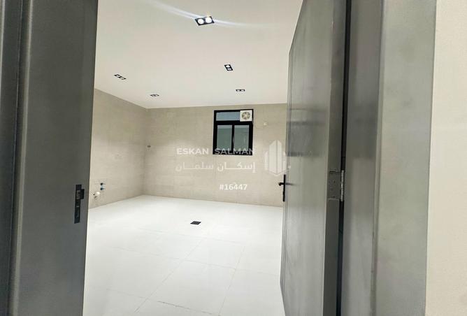 256583 - Property Image 3