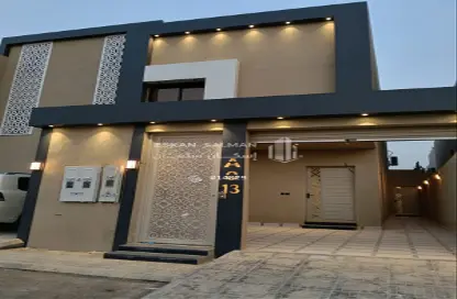 Full Floor - 5 Bedrooms - 4 Bathrooms for sale in Al Janadriyah - Riyadh - Ar Riyadh