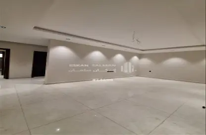Apartment - 4 Bedrooms - 3 Bathrooms for sale in Mishrifah - Jeddah - Makkah Al Mukarramah