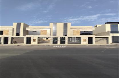 طابق كامل - 6 غرف نوم - 3 حمامات للبيع في العوالي - الرياض - الرياض