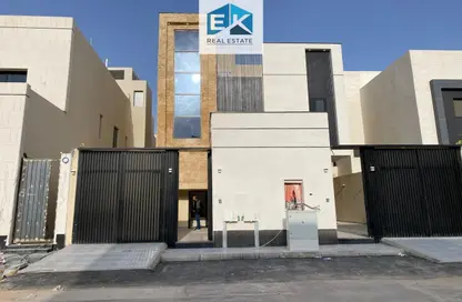 Villa - 5 Bedrooms - 4 Bathrooms for sale in Ar Rimal - Riyadh - Ar Riyadh
