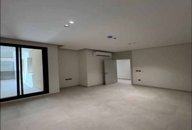 255623 - Property Image 2