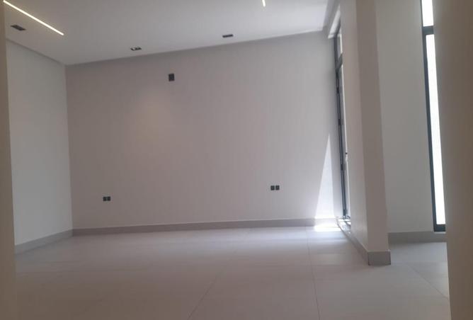 255205 - صورة العقار 2