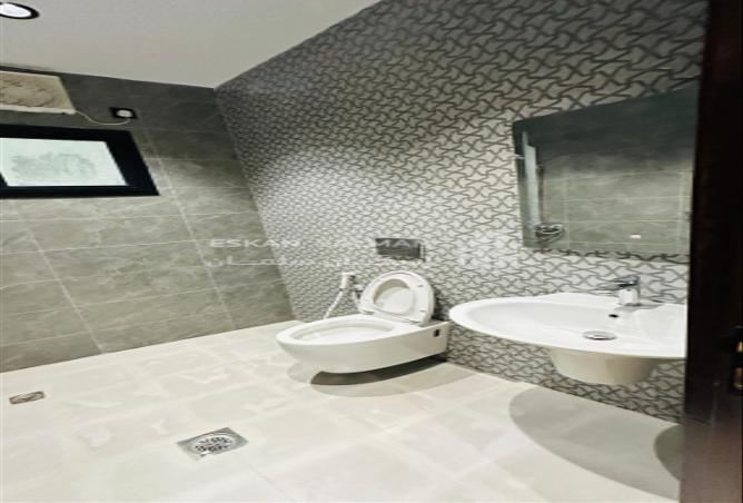 252861 - Property Image 3