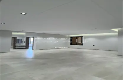 شقة - 6 غرف نوم - 4 حمامات للبيع في المروج - أبها - عسير