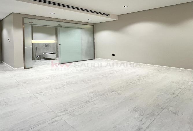 256373 - Property Image 3