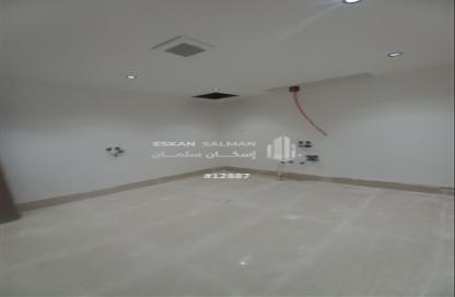 طابق كامل - 6 غرف نوم - 3 حمامات للبيع في طويق - الرياض - الرياض