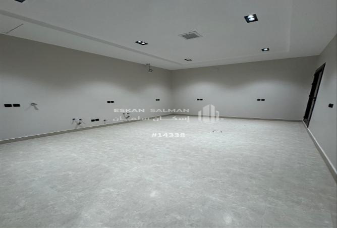 253249 - Property Image 3