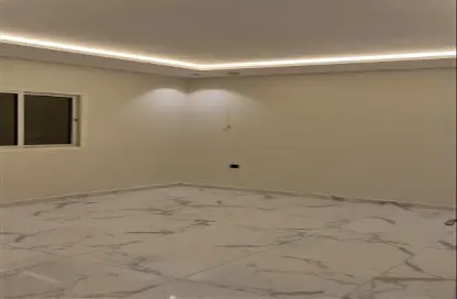 شقة - 3 غرف نوم - 2 حمامات للايجار في الرمال - الرياض - الرياض
