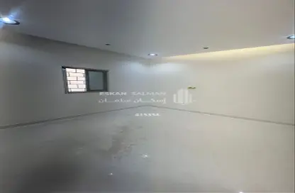 Apartment - 5 Bedrooms - 3 Bathrooms for sale in Ohod - Ad Dammam - Eastern