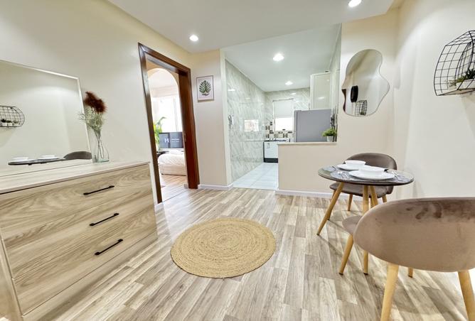 258755 - Property Image 2