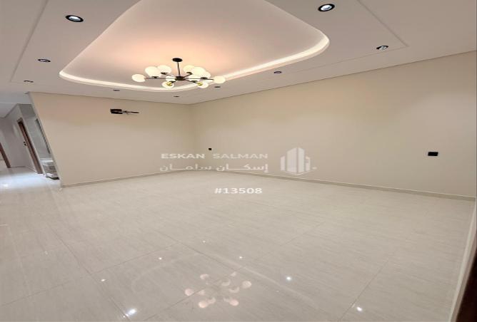 251301 - Property Image 2