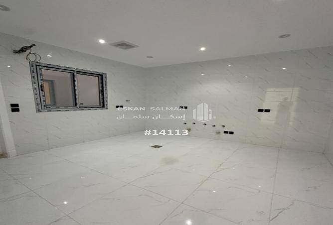 252797 - Property Image 3