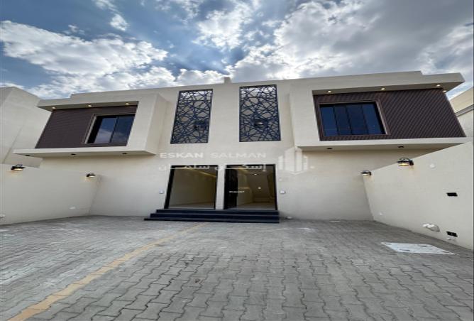 255974 - Property Image 3