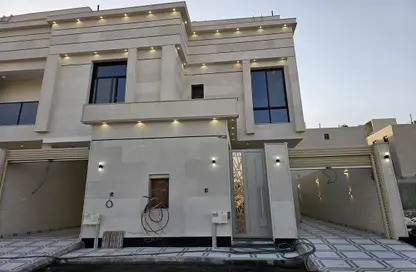 فيلا - 4 غرف نوم - 6 حمامات للبيع في المعيزيلة - الرياض - الرياض