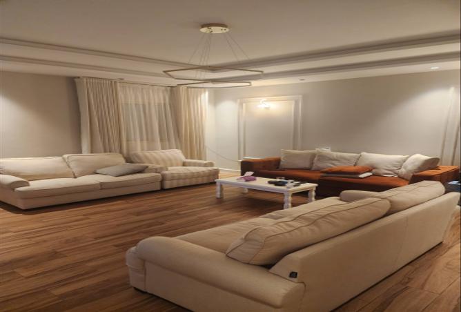 258191 - Property Image 2