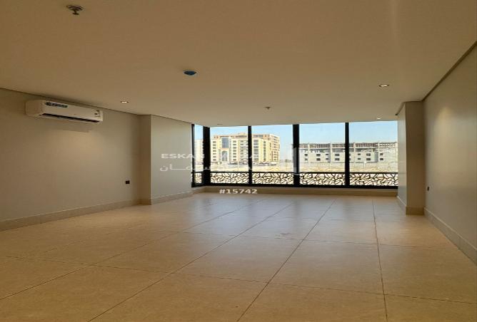 255596 - Property Image 2