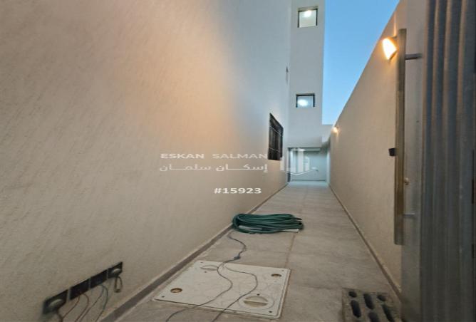 255725 - Property Image 3