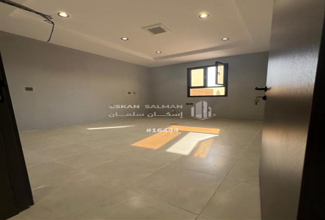256442 - Property Image 3