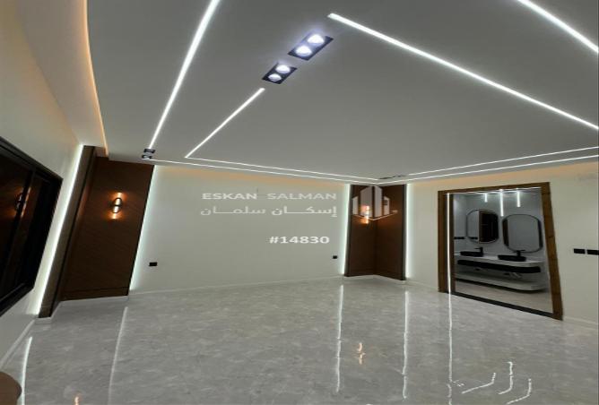 253866 - Property Image 3