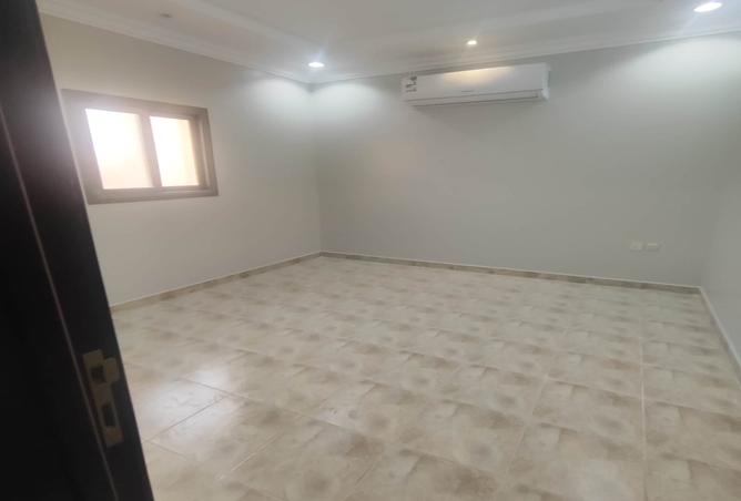 258674 - Property Image 3