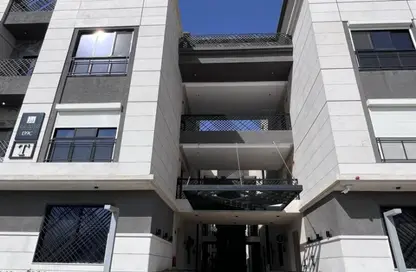 Apartment - 3 Bedrooms - 3 Bathrooms for rent in Al Malqa - Riyadh - Ar Riyadh