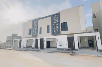 Full Floor - 4 Bedrooms - 4 Bathrooms for sale in Al Maizialah - Riyadh - Ar Riyadh