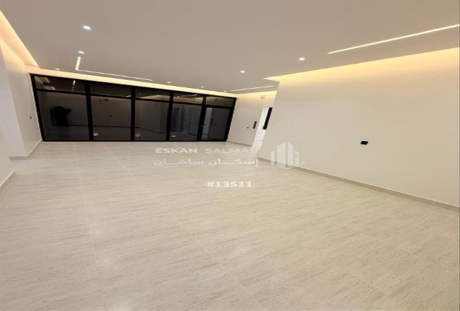 251260 - Property Image 2