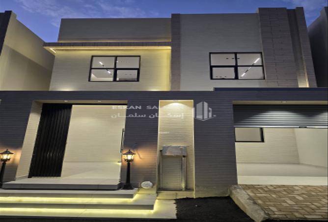 256513 - Property Image 2