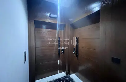 Apartment - 5 Bedrooms - 3 Bathrooms for sale in Mishrifah - Jeddah - Makkah Al Mukarramah