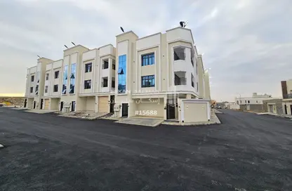 Full Floor - 6 Bedrooms - 4 Bathrooms for sale in Shubat Al Shaykh - Khamis Mushayt - Asir