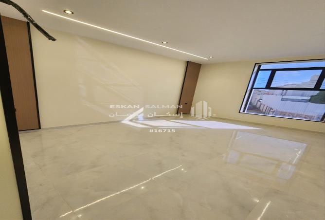 256788 - Property Image 2