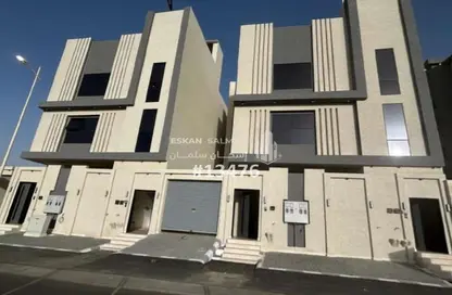 Full Floor - 7 Bedrooms - 4 Bathrooms for sale in Al Dhurfah - Khamis Mushayt - Asir