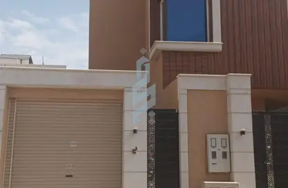 Full Floor - 3 Bedrooms - 4 Bathrooms for sale in Al Saadah - Riyadh - Ar Riyadh