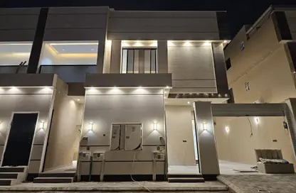 Full Floor - 4 Bedrooms - 3 Bathrooms for sale in Al Nadwah - Riyadh - Ar Riyadh