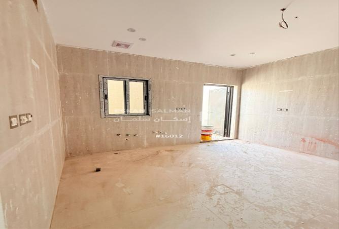 255891 - Property Image 3
