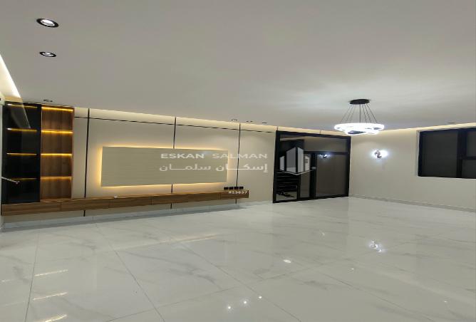 252352 - Property Image 3