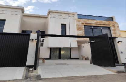 Full Floor - 4 Bedrooms - 3 Bathrooms for sale in Al Yarmuk - Riyadh - Ar Riyadh