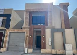 فيلا - 5 غرف نوم - 7 حمامات for للبيع in حي المونسية - شرق الرياض - الرياض