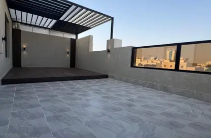 شقة - 4 غرف نوم - 3 حمامات للبيع في الروضة - جدة - مكة المكرمة