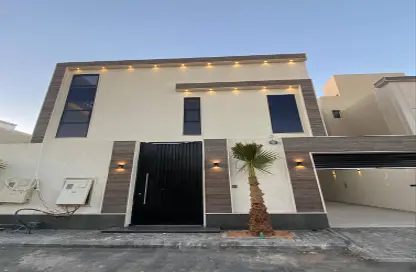 فيلا - 5 غرف نوم - 8 حمامات للبيع في النهضة - الرياض - الرياض