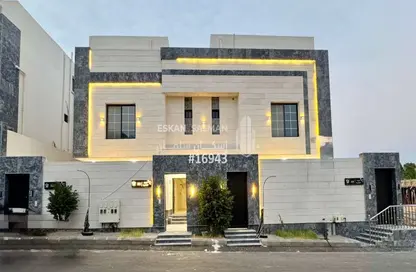 Full Floor - 6 Bedrooms - 4 Bathrooms for sale in Al Khalidiyah - At Taif - Makkah Al Mukarramah