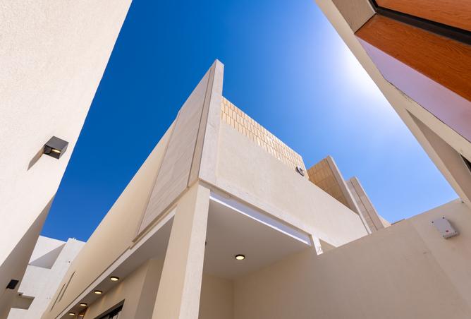 253034 - Property Image 2