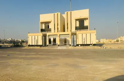 فيلا - 8 غرف نوم - 6 حمامات للبيع في ضاحية الملك فهد - الدمام - الشرقية