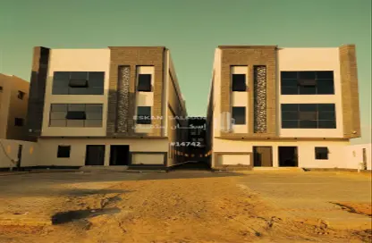 Apartment - 4 Bedrooms - 4 Bathrooms for sale in Ar Rawabi - Madinah - Al Madinah Al Munawwarah