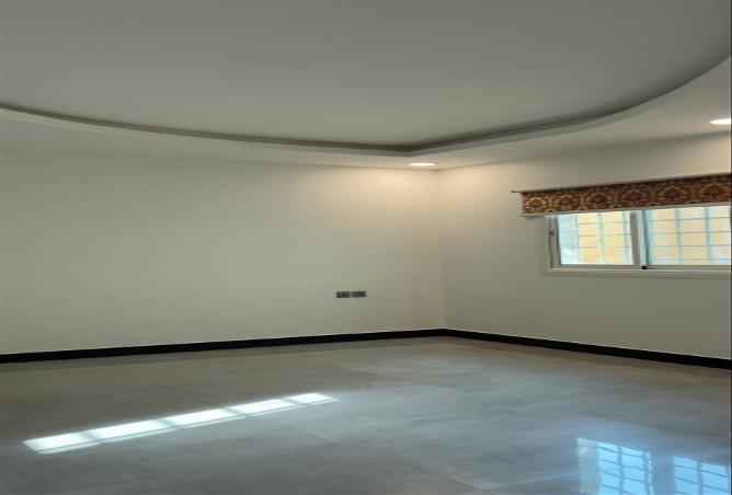 257943 - Property Image 3