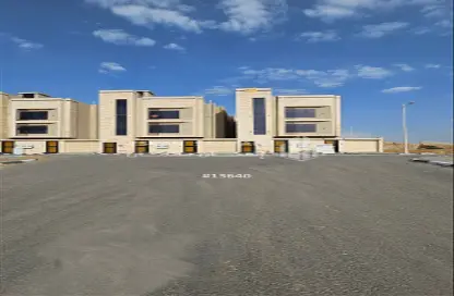 Full Floor - 7 Bedrooms - 4 Bathrooms for sale in Al Dhurfah - Khamis Mushayt - Asir